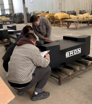 Chuyến thăm của khách hàng thuộc sở hữu nhà nước củng cố các tiêu chuẩn kiểm tra đối trọng